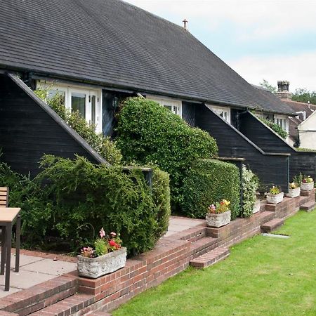 Peveril Of The Peak Ashbourne  Exterior photo